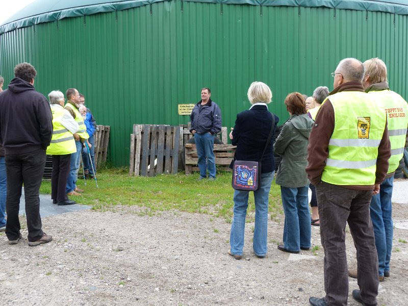 Biogasanlagenbesuch, 04.Juli 2011 010.JPG